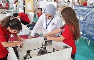 Ortaokul öğrencilerinden örnek proje