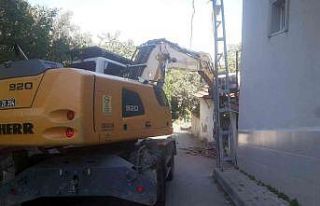 Osmangazi’de metruk binalar huzur ve güvenlik için...