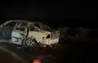 Otomobil alev topuna döndü