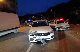 Otomobil, karşıya geçmek isteyen çocuğa çarptı