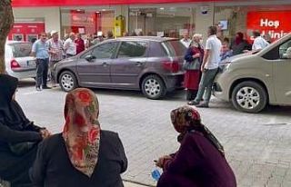 Özel bankanın promosyon kampanyası emekliyi cezbetti