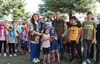 Özel çocuklar ve minikler sokak hayvanları için...