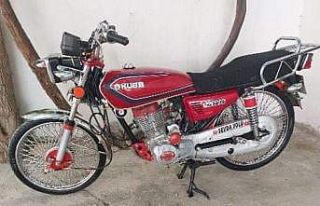 Park halindeki motosiklet çalındı