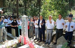 Parti Pehlivan mezarı başında anıldı