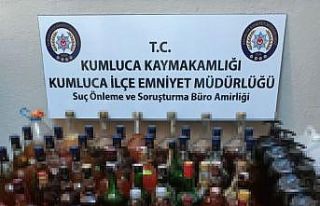 Polisin denetime gittiği internet kafe kaçak alkol...