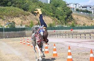 Rahvan at yarışları nefes kesti