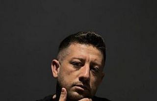 Resim sanatçısı ödüle doymuyor