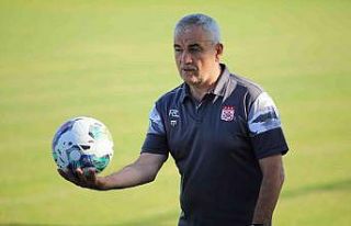 Rıza Çalımbay: "Taraftara çok ihtiyacımız...