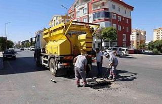 Rögar kapakları, asfalt seviyesine getiriliyor