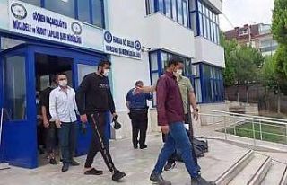 Sanayi bölgesinde 10 kaçak göçmen yakalandı