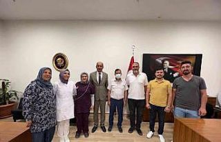 Şehit ailesi ve gazilerden sağlık çalışanlarına...