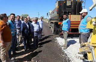 Şehzadeler Belediyesi ovada asfalt sezonunu açtı