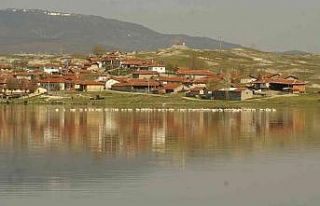 Seyitgazi ovasını sulayan Kunduzlar Barajı’nda...