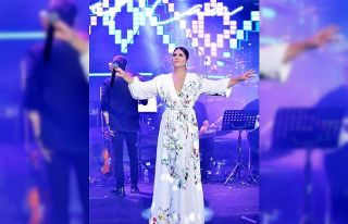 Sibel Can Bodrum’u coşturdu