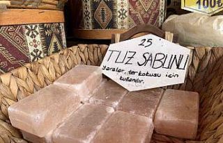 Sıcak havalarda terlemeyi azaltacak doğal çözüm:...