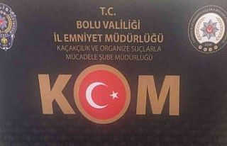 Sigara imalathanesine çevrilen eve operasyon: 4 gözaltı