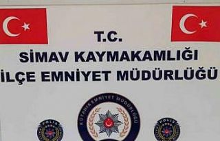 Simav’da şüpheli şahsın üzerinden uyuşturucu...