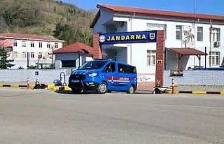 Sinop’ta dolandırıcılık suçundan aranan şahıs...