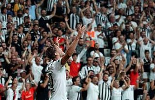 Spor Toto Süper Lig: Beşiktaş: 3 - Sivasspor: 1...