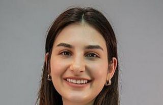 ‘Süt dişlerindeki kırılmaları pediatrik kaplamalarla...