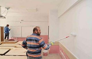 Talas’ın okullarına 2 milyon liralık bakım onarım