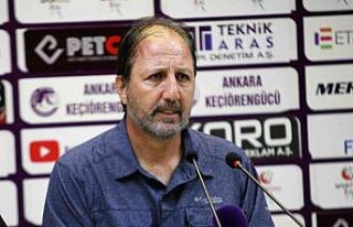 Taner Taşkın: "Oyuncularım ilk yarı afyon...