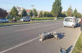 Tavşanlı’da otomobil ile motosiklet çarpıştı:...