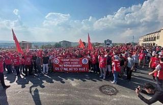 Tekirdağ’da maaşını az bulan yüzlerce işçi...