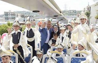 Tekkeköy’de geleneksel sünnet şöleni