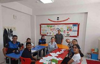 Toplum destekli polislerden anlamlı ziyaret
