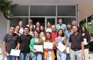 Toroslar’da gençler iş kulübü eğitimi aldı