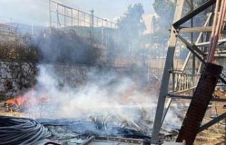 Trafo merkezindeki yangın büyümeden söndürüldü