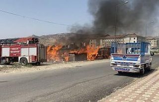 Tüp bomba gibi patladı, marangoz dükkanı küle...