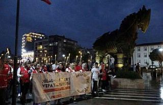 Türk Kızılay’ından Hilal-i Ahmer’e vefa yürüyüşü