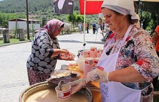 Ufresh, lezzetli bir aşurenin nasıl yapılabileceğini...