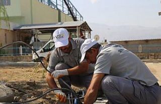 Ülkü Spor Kompleksi’nde peyzaj çalışmaları...