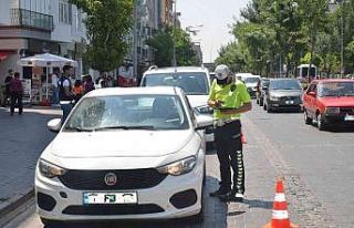 Uşak’ta 1463 sürücüye para cezası kesildi