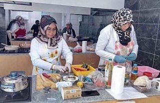 Usta aşçılar sınavla belirlendi