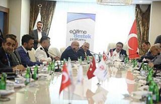 Vali Çiçek ve Başkan Büyükkılıç’tan eğitim...