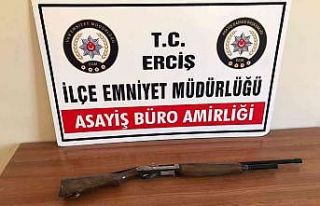 Van’da değişik suçlardan 14 kişi tutuklandı