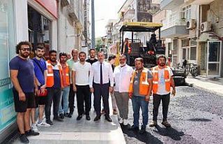 Yalova’da sokakların asfaltları 30 yıl sonra...