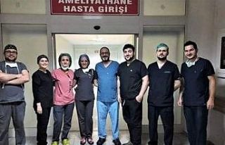 Yaşlı kadın geçirdiği ameliyatla 7 yıl sonra...