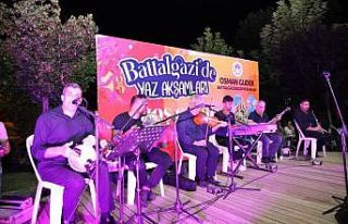 Yaz akşamları Battalgazi Belediyesi ile renkleniyor