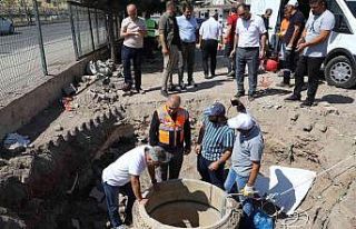 Yenişehir ilçesinde Aziziye Deresi altyapı çalışmalarında...