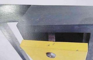 Yıkama makinesindeki bozuk paraları çalan şahıs...