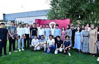 YKS’de başarılı olan öğrenciler ödüllendirildi