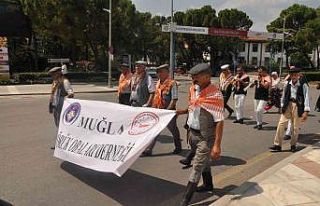 Yörükler şehir turunda bir araya geldi