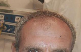 Yüzüne saplanan bıçakla hastaneye kaldırıldı