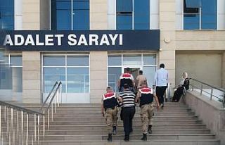 12 yıldır aranan firari şahıs jandarmanın dedektiflerince...