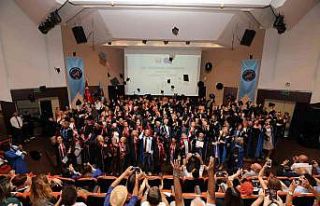 167 tazelenme öğrencisi 60 yaşından sonra mezun...